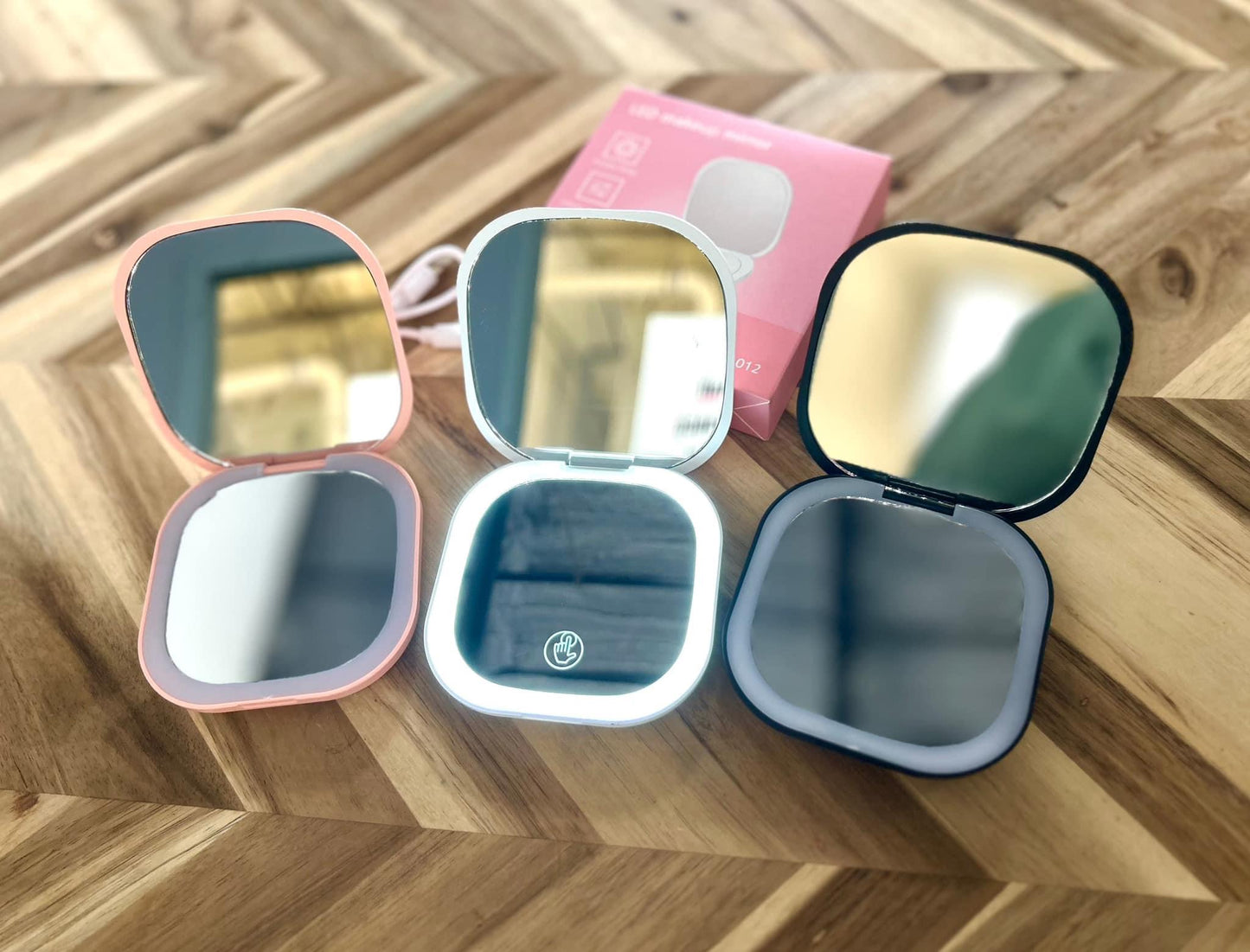 Compact LED Mirror